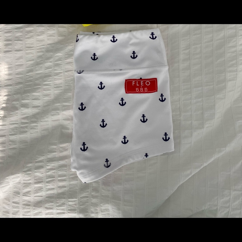 Fleo shorts